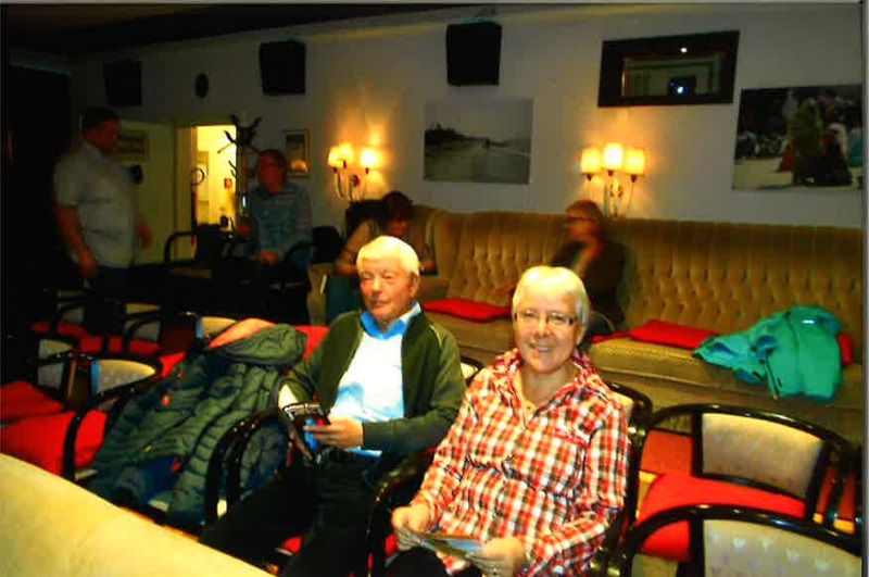 Das Subiaco-Kino im denkmalgeschützten ehemaligen Tanzcafé des Kurhauses in Freudenstadt ist gemütlich wie ein Wohnzimmer